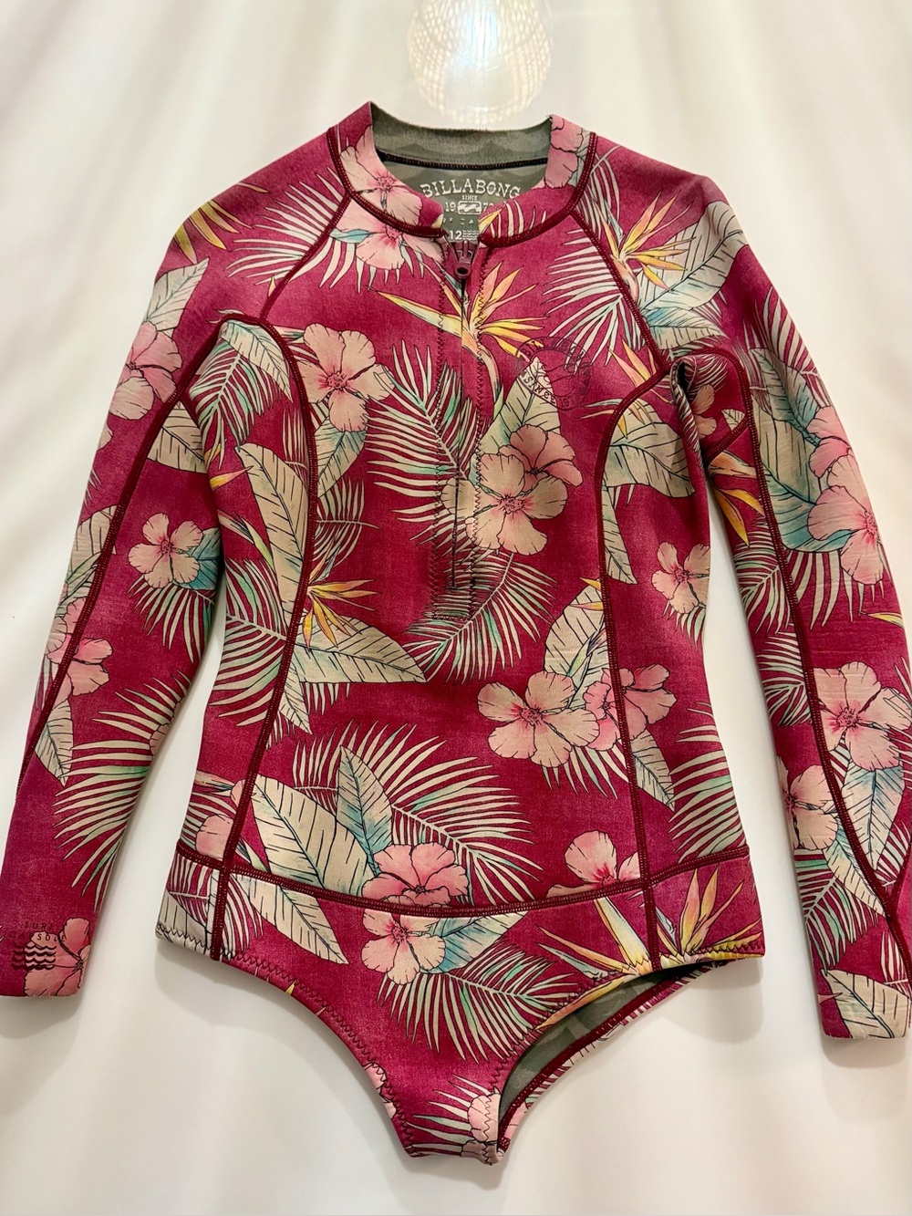 Billabong Surf Capsule Floral Long Sleeve Spring Suit Maroon Tropical Print - Picture 2 of 10